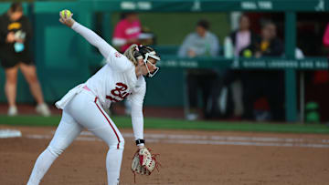 Jocelyn Briski pitches against Missouri