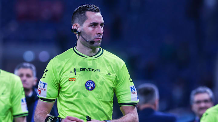 Un énorme scandale arbitral est en cours en Italie 