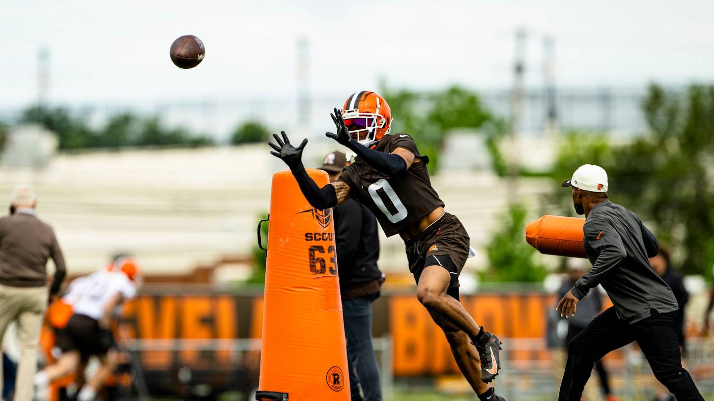 Cleveland Browns OTA Sights And Sounds From Day 4 - Vimarsana News