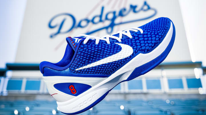Kobe day shoes top