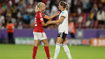 Teamkolleginnen bei Bayern, Gegnerinnen am Dienstagabend: Pernille Harder und Sydney Lohmann