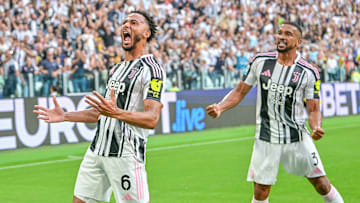 Lloyd Kelly e Gleison Bremer