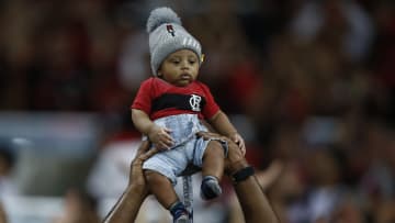 Torcedor mirim do Flamengo. 