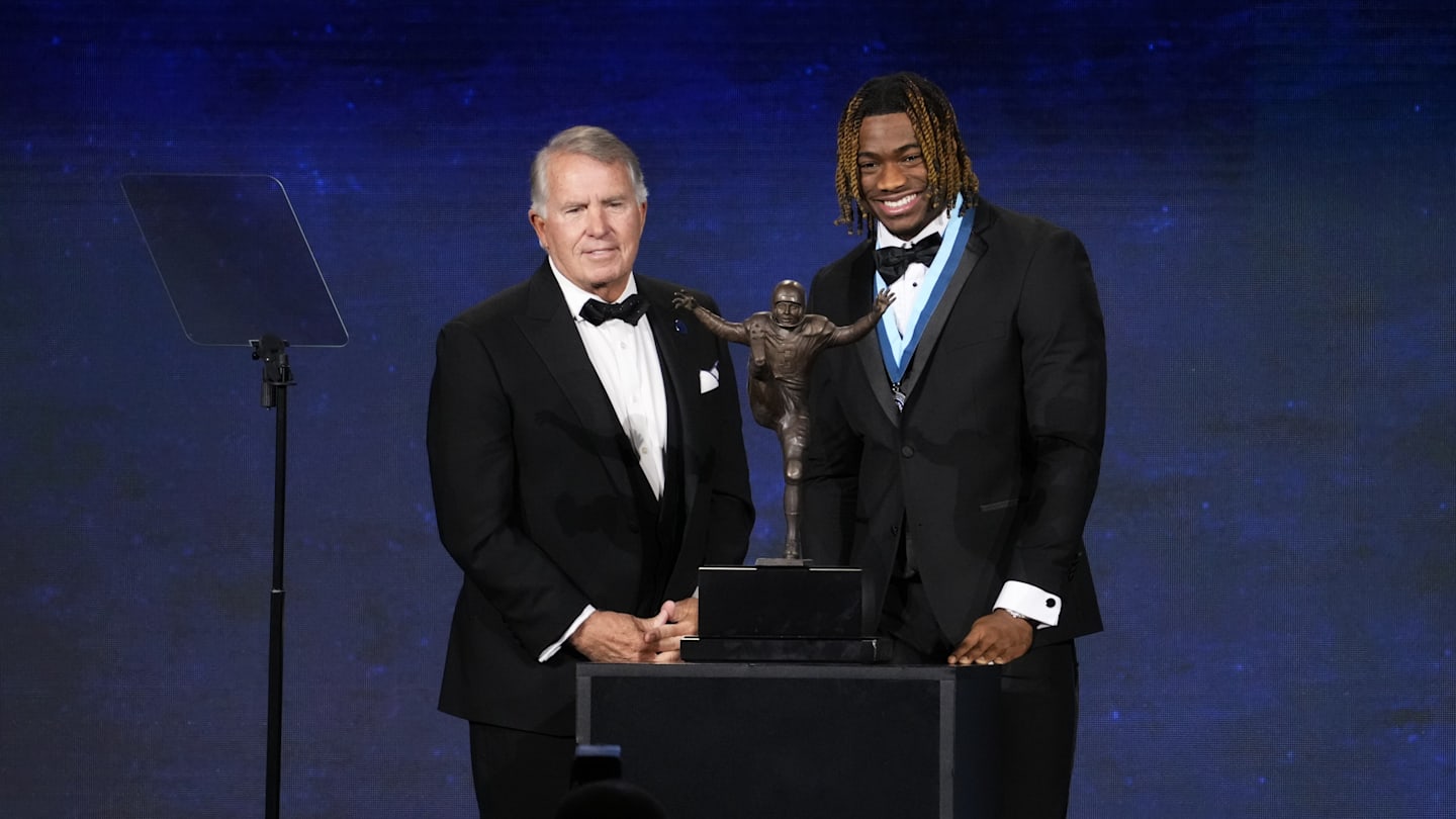 Jalen Milroe Wins 2024 Campbell Trophy
