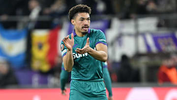 Adryelson, ex-Botafogo, interessa ao Grêmio Adryelson, ex-Botafogo, interessa ao Grêmio