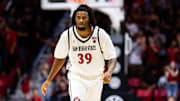 San Diego State Aztecs guard Reese Dixon-Waters (39).