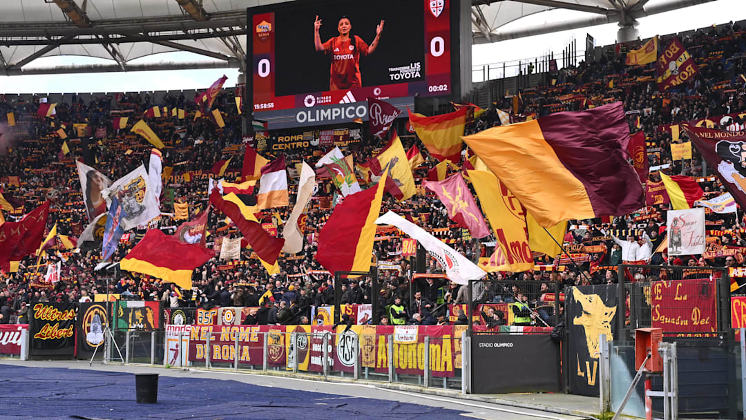 AS Roma v Cagliari - Serie A Supporters of A.S. Roma attend the 29th day of the Serie A Championship between A.S. Roma and Cagliari Calcio at the Olympic Stadium in Rome, Italy, on March 16, 2025. Rome Italy Italy Copyright: xDomenicoxCippitellix originalFilename:cippitelli-asromaca250316_npSSg.jpg