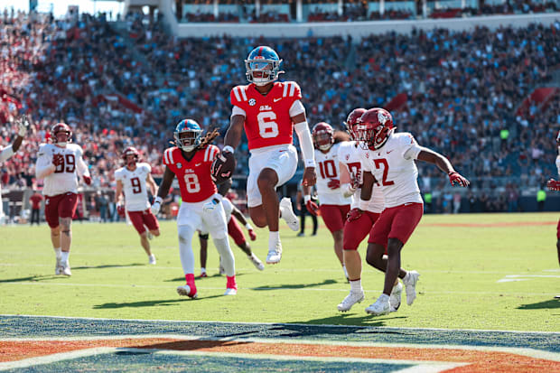 Ole Miss Rebels Football: Trinidad Chambliss.