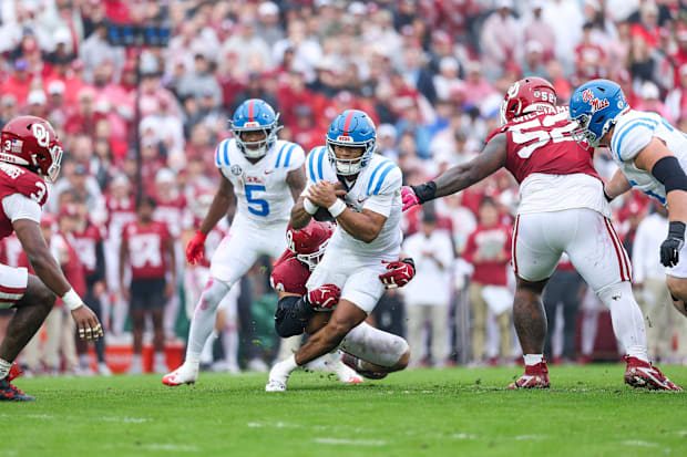 Ole Miss Rebels Football: Trinidad Chambliss.