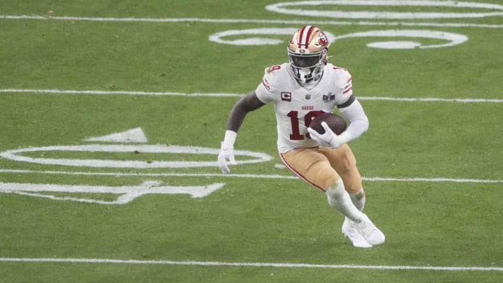 Feb 11, 2024; Paradise, Nevada, USA; San Francisco 49ers wide receiver Deebo Samuel (19) runs with the ball against the Kansas City Chiefs LVIII between Kansas City Chiefs and San Francisco 49ers at Allegiant Stadium. Mandatory Credit: Joe Camporeale-USA TODAY Sports