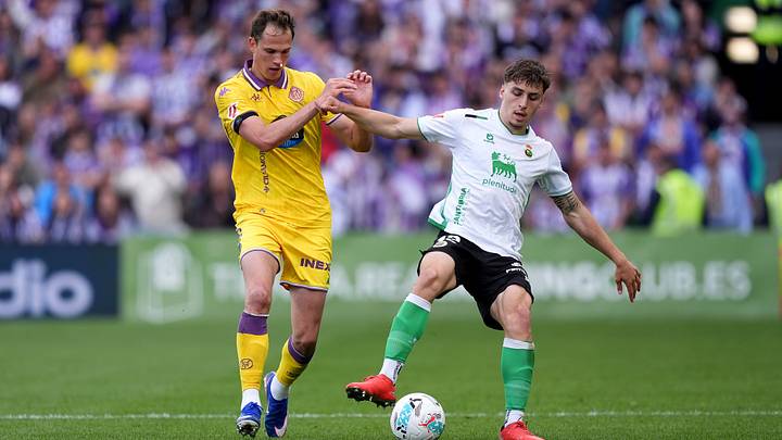 Real Racing Club de Santander v Real Valladolid CF - LaLiga Hypermotion