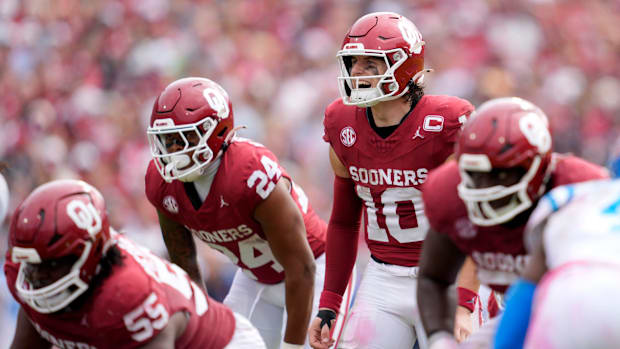 Oklahoma Sooners vs. Tennessee Volunteers football game prediction 2025
