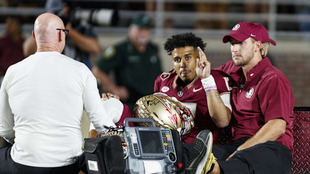 Florida State Seminoles quarterback Jordan Travis