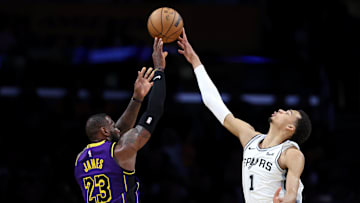 San Antonio Spurs v Los Angeles Lakers