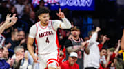 Arizona Wildcats forward Trey Townsend (4).