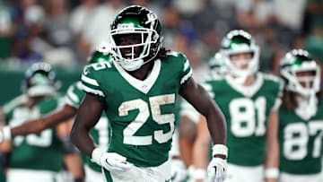 New York Giants v New York Jets