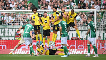 SV Werder Bremen v Borussia Dortmund - Bundesliga