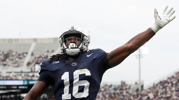 Penn State Nittany Lions tight end Khalil Dinkins (16)