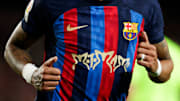 A camisa Motomami do Barcelona esgotou rapidamente