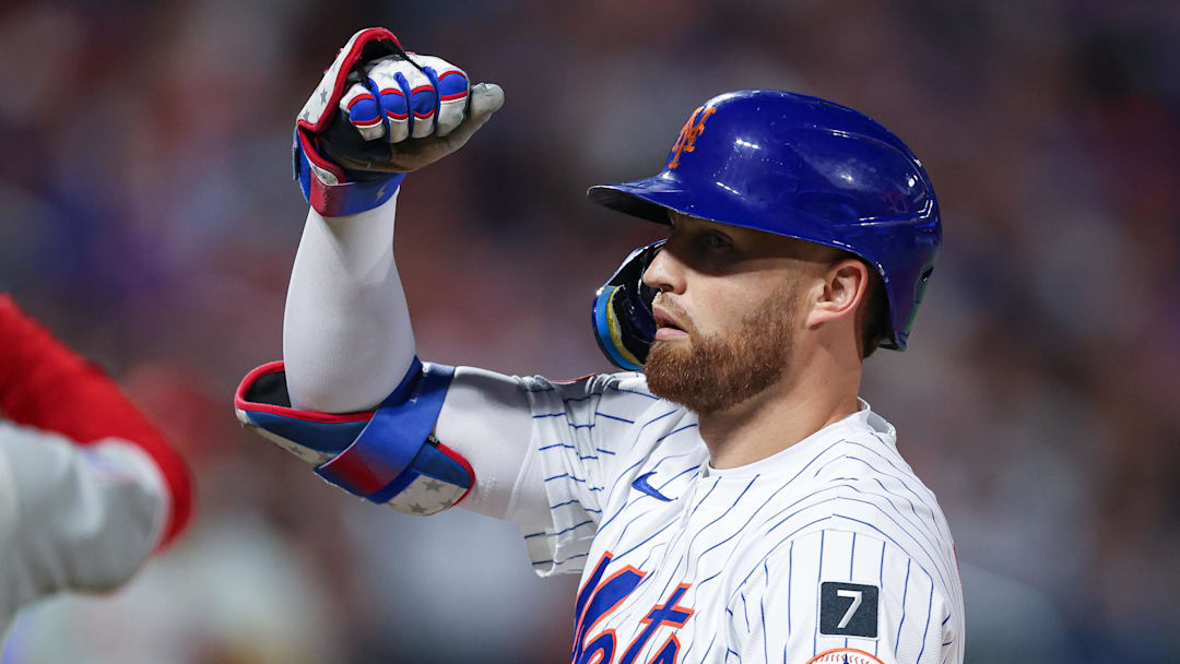 Aug 27, 2025; New York City, New York, USA; New York Mets left fielder Brandon Nimmo (9) reacts after a single during the ninth inning against the Philadelphia Phillies at Citi Field. Mandatory Credit: Vincent Carchietta-Imagn Images