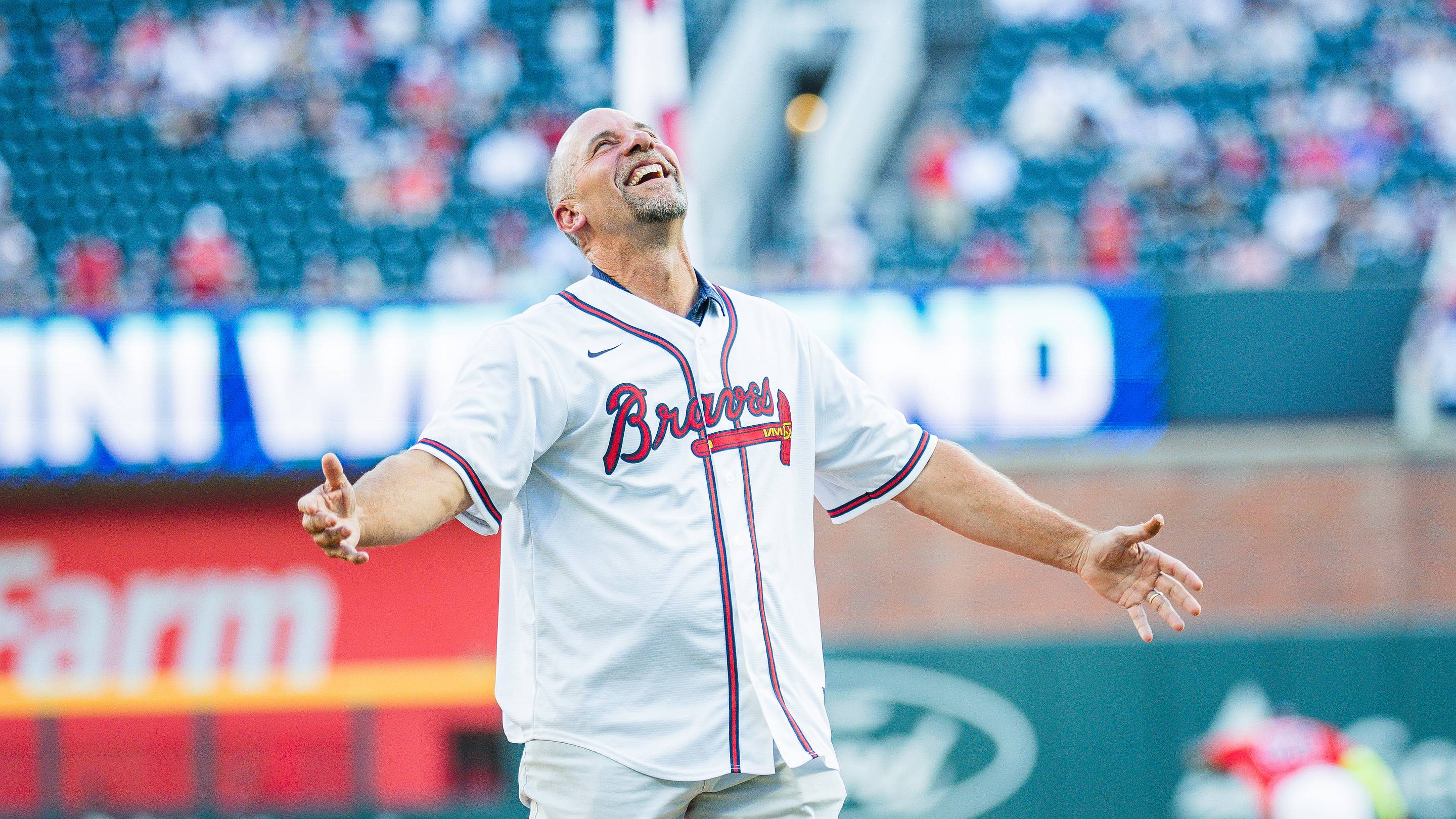Why FOX won't listen to MLB fans and finally dump John Smoltz