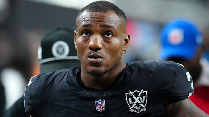 Las Vegas Raiders RB Zamir White (3)