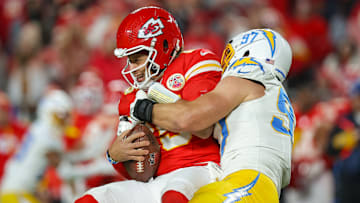 Los Angeles Chargers v Kansas City Chiefs