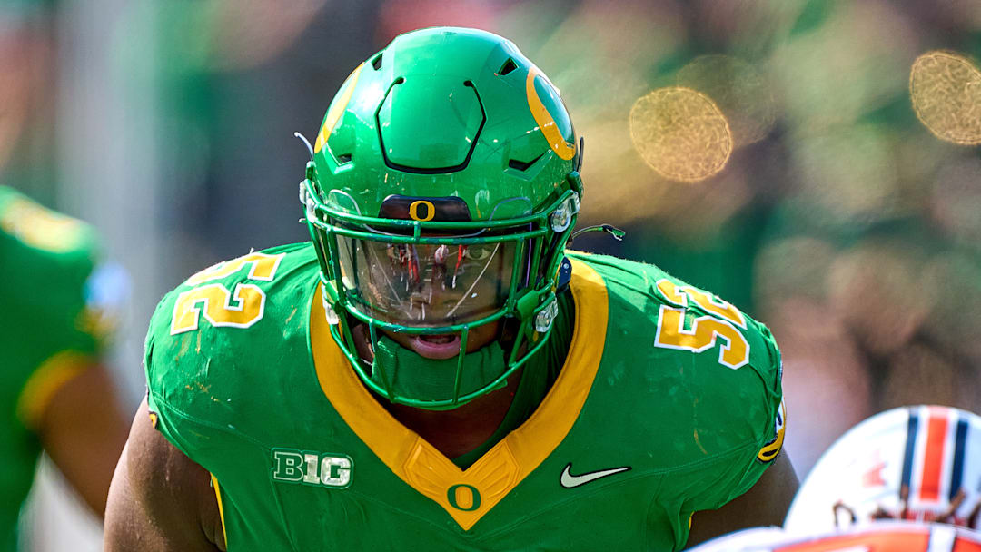 Oregon DT A'Mauri Washington