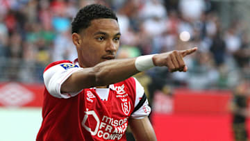 Direction le Paris Saint-Germain pour Hugo Ekitike