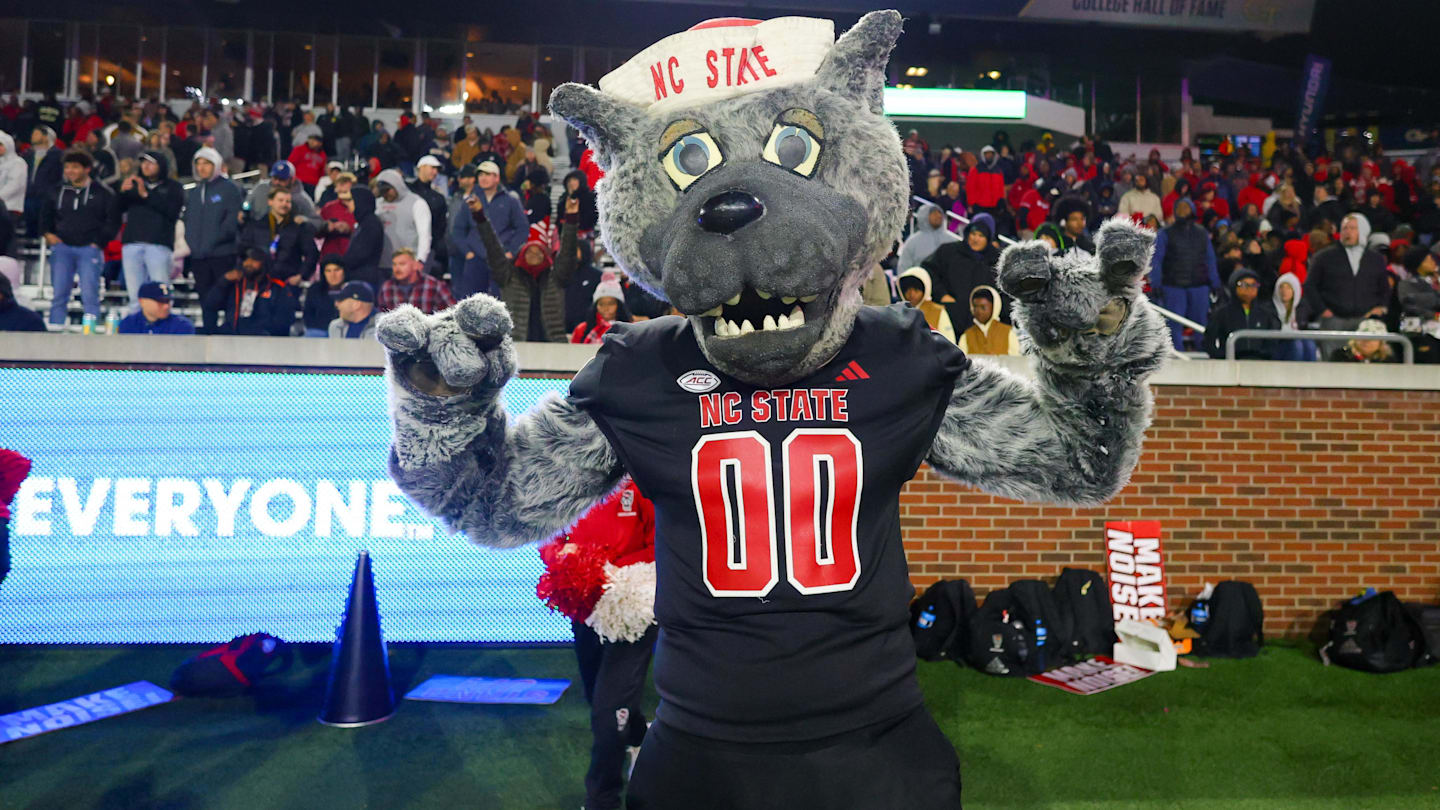 NC State Football Lands Among Finalists for Ex-UNC Commit