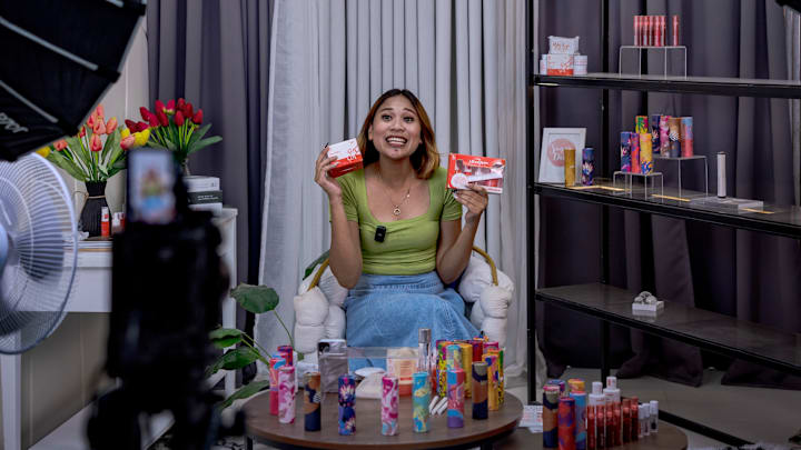 TikTok Live Selling Reshapes Retail In The Philippines.