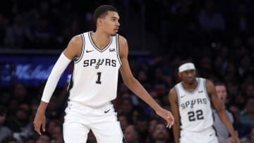 San Antonio Spurs v New York Knicks