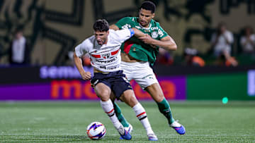 Calleri marcou na última vez que enfrentou o Palmeiras