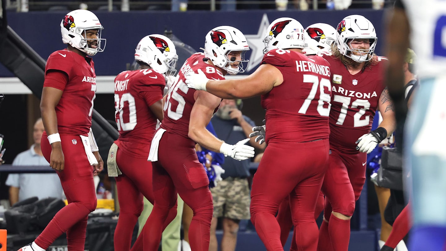Cardinals Player Mocks Disastrous Cowboys Defense After Yet Another Easy Touchdown