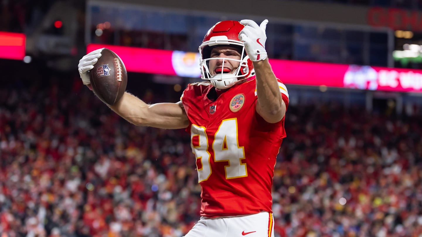 Houston Texans Poach Free Agent WR from Kansas City Chiefs