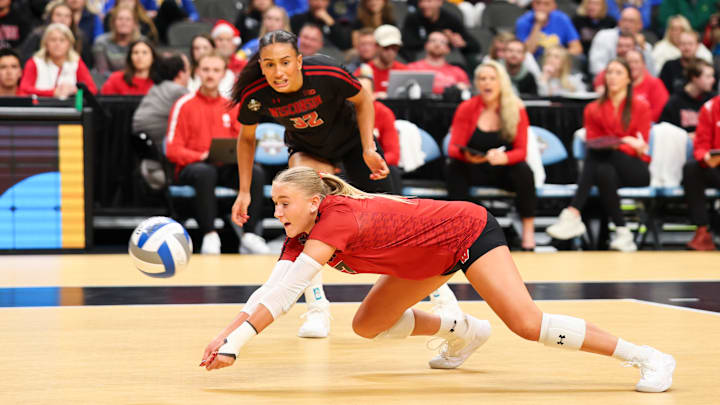 NCAA Division I Women's Volleyball Championships - Semifinals