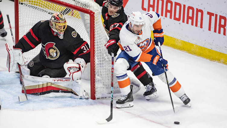 Jan 25, 2023; Ottawa, Ontario, CAN; New York Islanders center Kyle Palmieri (21) skates with the