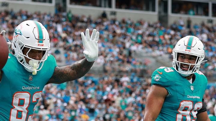 Miami Dolphins v Carolina Panthers - NFL 2025