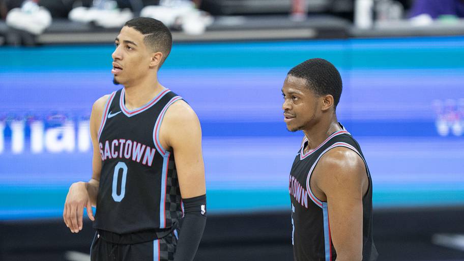 Sacramento Kings guard Tyrese Haliburton and guard De'Aaron Fox.