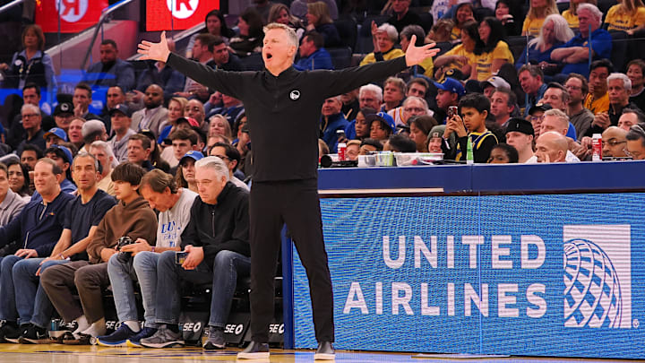 Golden State Warriors head coach Steve Kerr was incensed over an obvious eight-second violation on the Los Angeles Lakers. Golden State Warriors head coach Steve Kerr was incensed over an obvious eight-second violation on the Los Angeles Lakers.