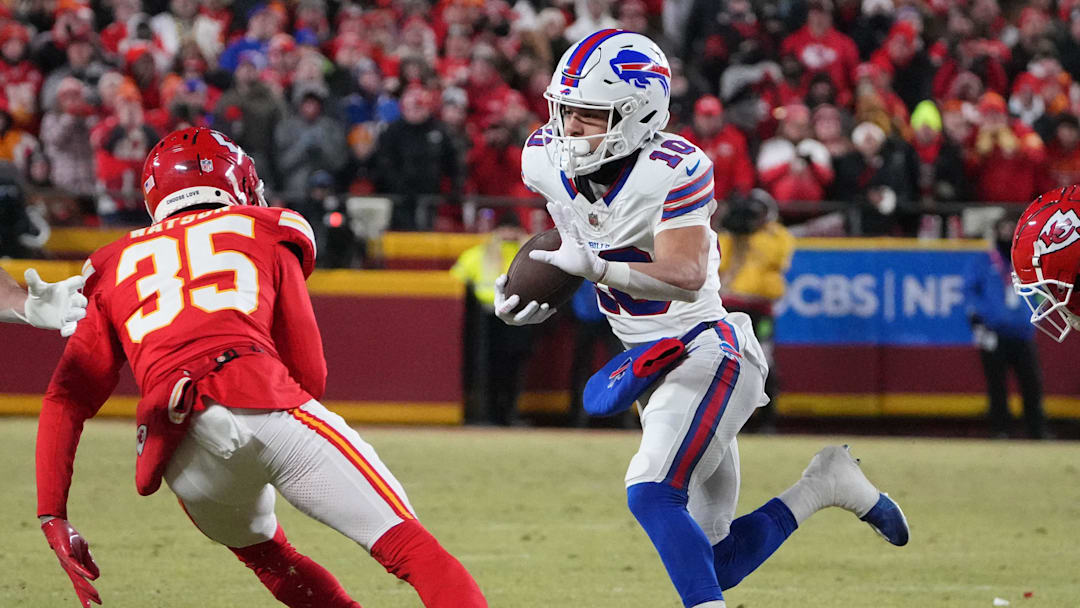 Jan 26, 2025; Kansas City, MO, USA; Buffalo Bills wide receiver Khalil Shakir (10) makes a catch against the Kansas City Chiefs in the AFC Championship game at GEHA Field at Arrowhead Stadium. Mandatory Credit: Denny Medley-Imagn Images