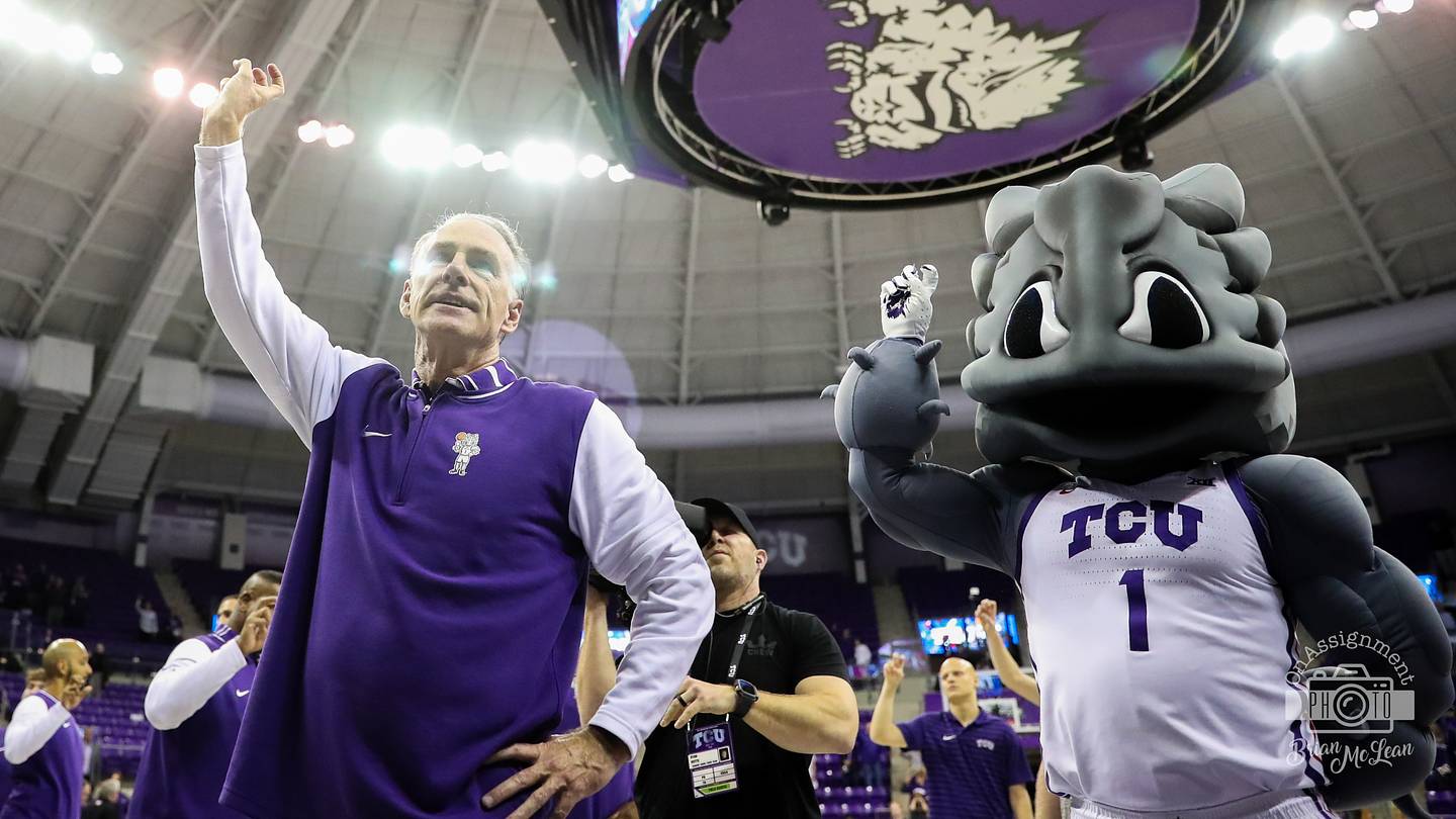 TCU Men's Basketball Defeats West Virginia, Jamie Dixon Makes History