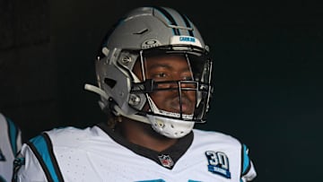 Carolina Panthers guard Damien Lewis