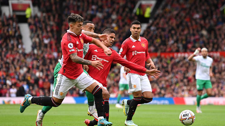 Manchester United v Newcastle United - Premier League