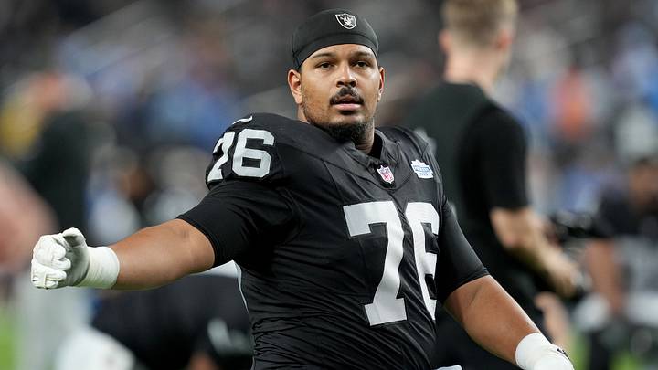Los Angeles Chargers v Las Vegas Raiders