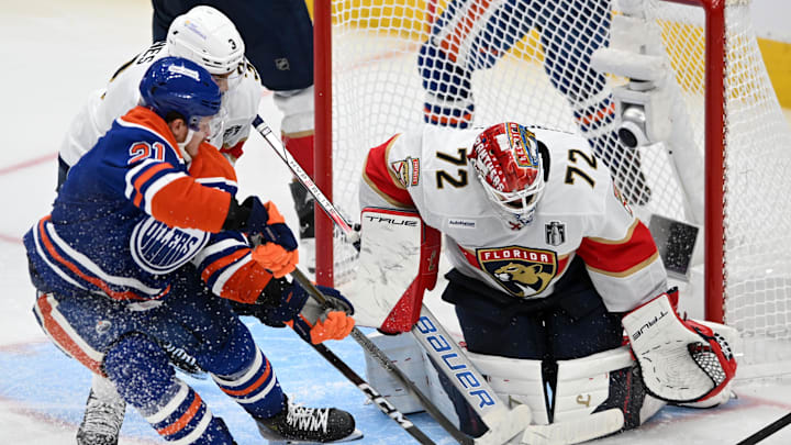 The Panthers are home favorites against the Oilers in Game 3 on Monday night.
