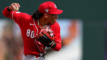 Cincinnati Reds shortstop Edwin Arroyo