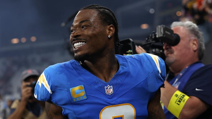 [US, Mexico & Canada customers only] Sep 5, 2025; Sao Paulo, BRAZIL; Los Angeles Chargers safety Derwin James Jr. (3) celebrates after a game against the Kansas City Chiefs at Corinthians Arena. Mandatory Credit: Amanda Perobelli/Reuters via Imagn Images