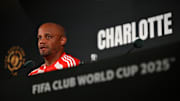 Vincent Kompany und den FC Bayern erwartet im Gruppenspiel gegen Benfica eine Hitze-Schlacht