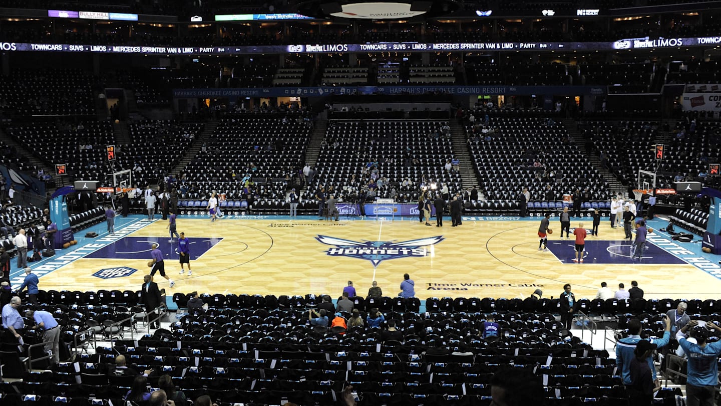 Charlotte Reveal New Court for 202425 Emirates NBA Cup
